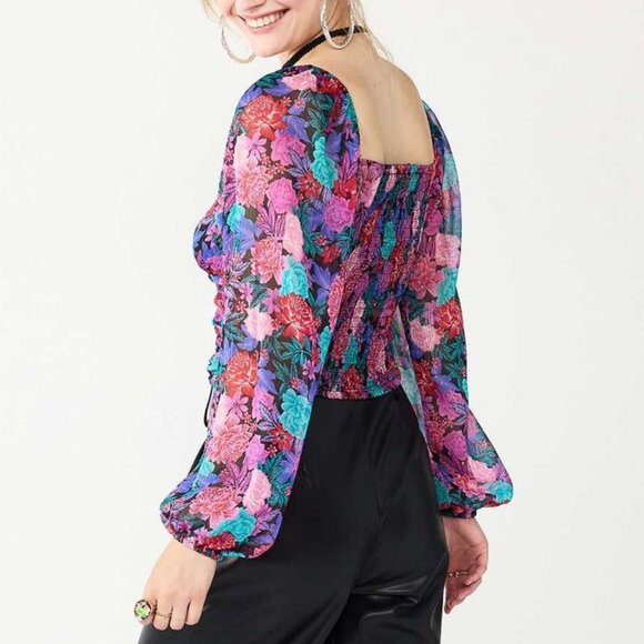 Pink Floral Sweetheart Neckline - Picture 2 of 4